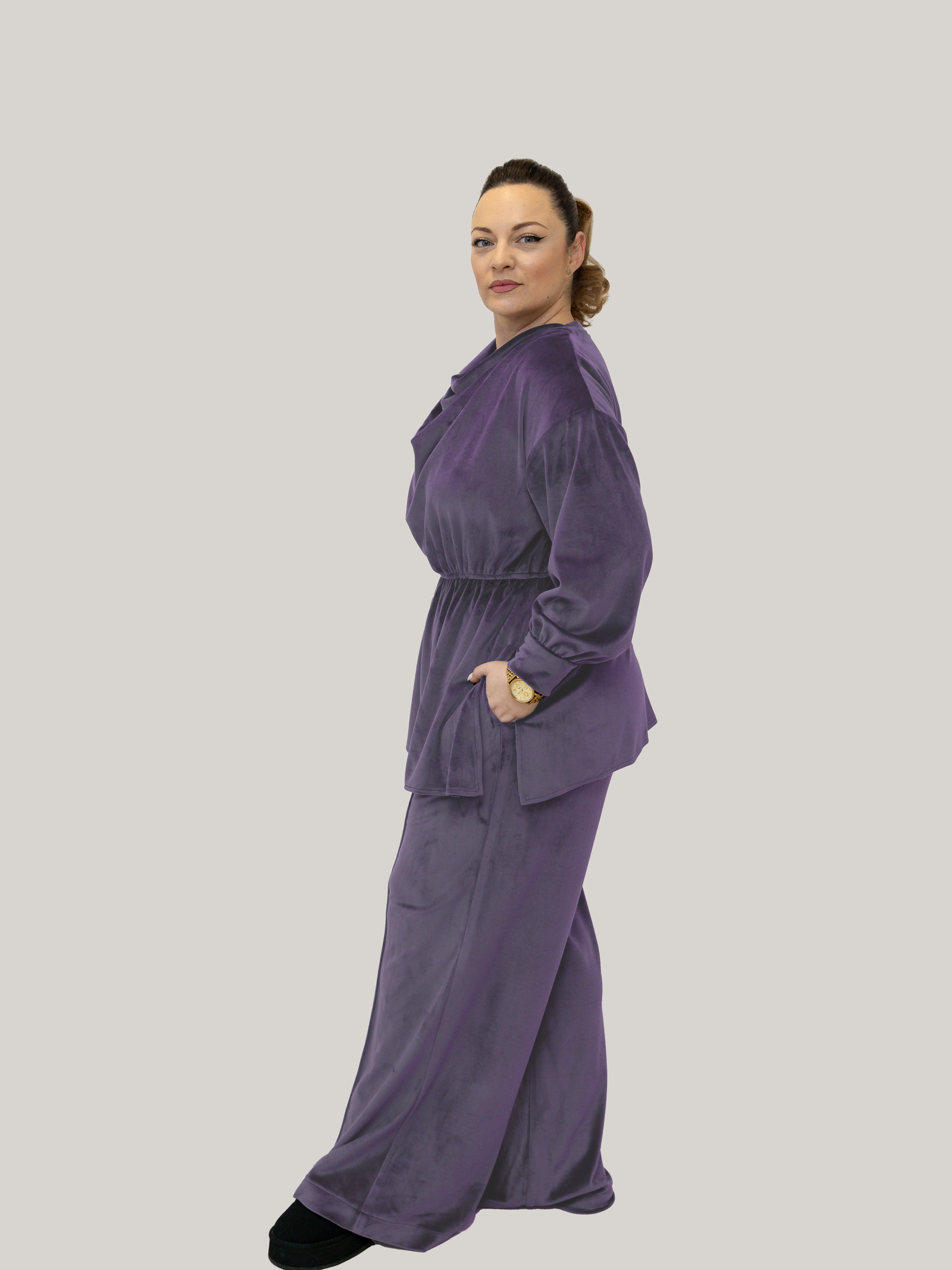 Compleu din Catifea Culoarea Lavander, Confortabil