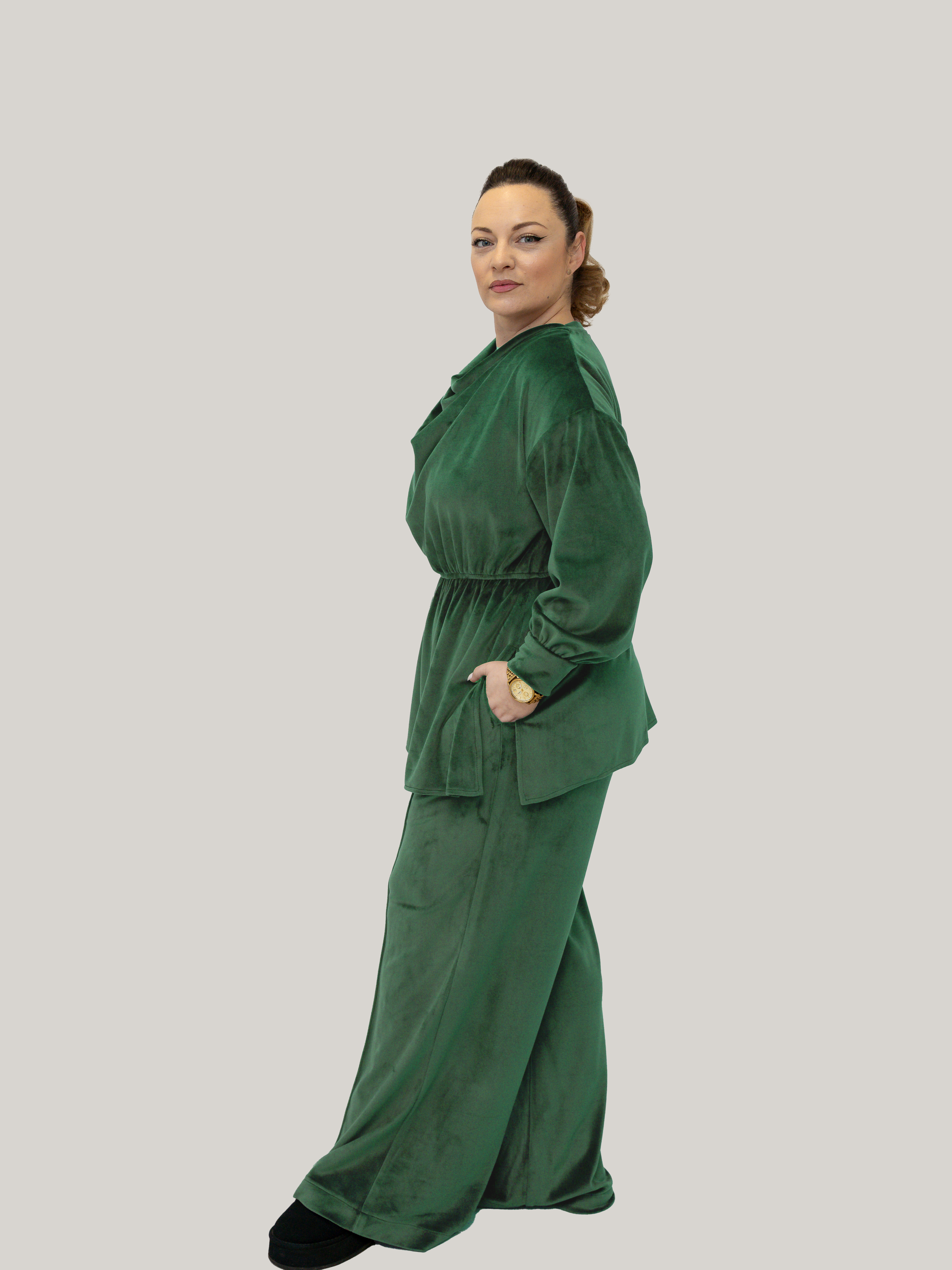 Compleu din Catifea Culoarea Verde Deschis, Confortabil