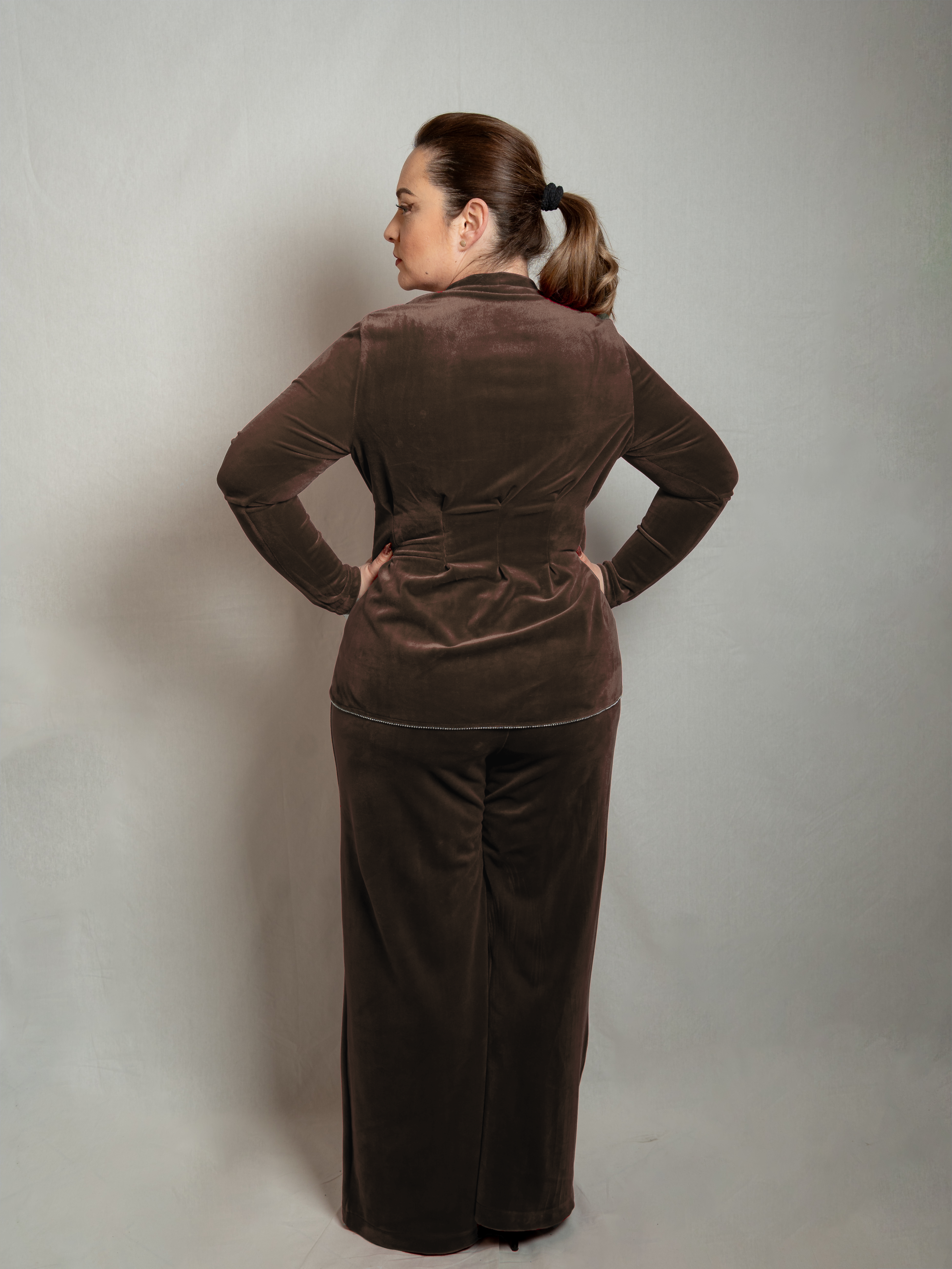 Compleu Atitudine Catifea - Chocolate