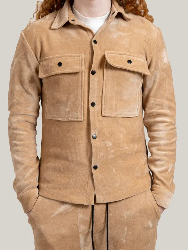 Camasa casual bej din material soft si elastic, cu buzunare