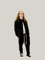 Compleu negru din raiat elastic, tunică cu nasturi și pantaloni casual ELESI